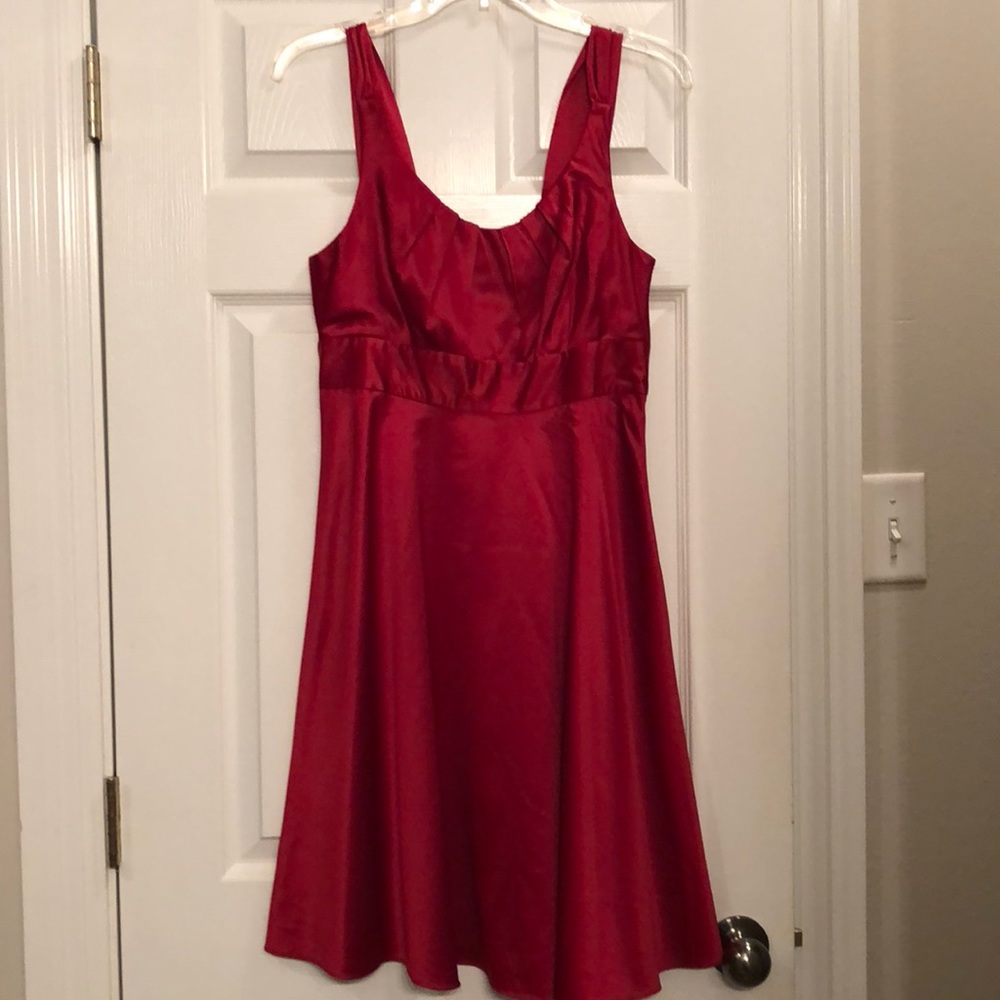 Red party dress